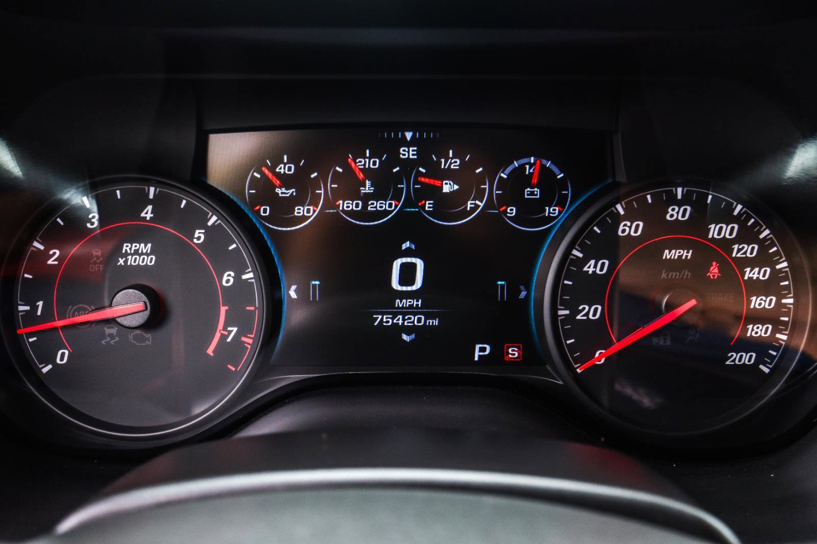 Used 2016 Chevrolet Camaro SS RWD image 8