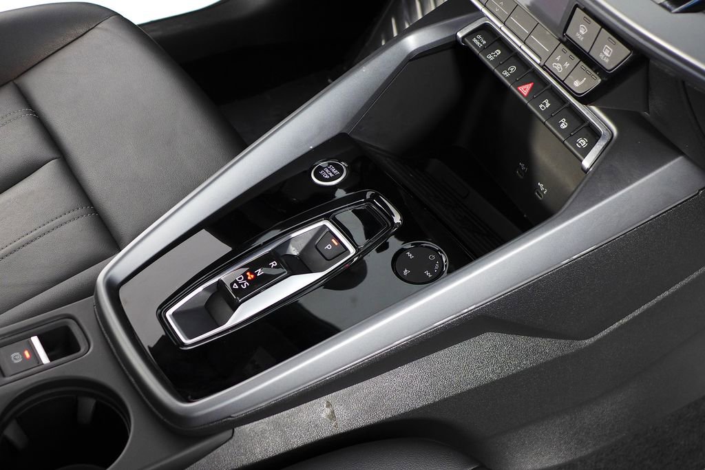 Used 2025 Audi A3 2.0T Premium w/ Convenience Package image 15