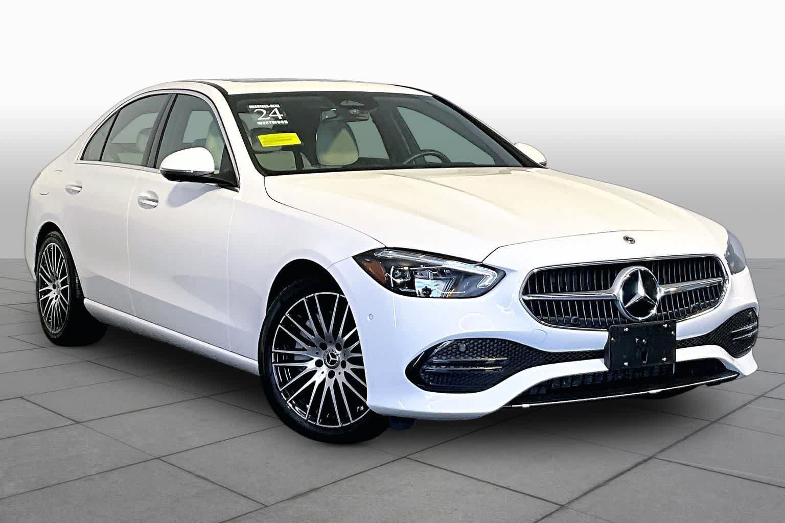 Used 2024 Mercedes-Benz C 300 4MATIC Sedan image 3