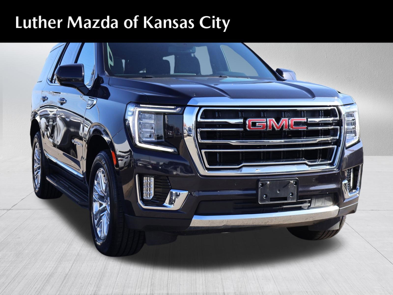 Used 2024 GMC Yukon SLT image 1