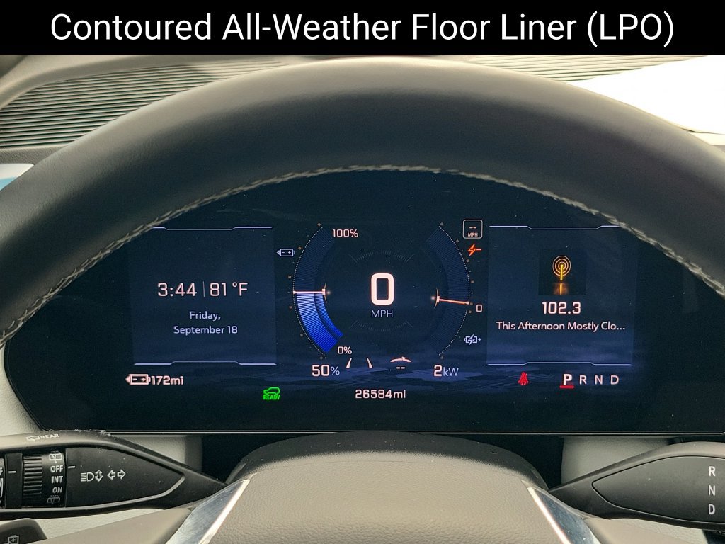 Certified 2024 Chevrolet Equinox EV LT w/ LPO, Trailering Package FWD image 18
