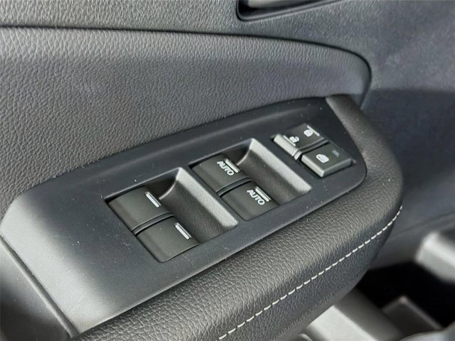 Used 2025 Honda Ridgeline Sport image 19