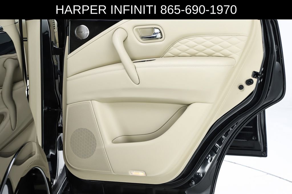 Used 2024 INFINITI QX80 Sensory image 31