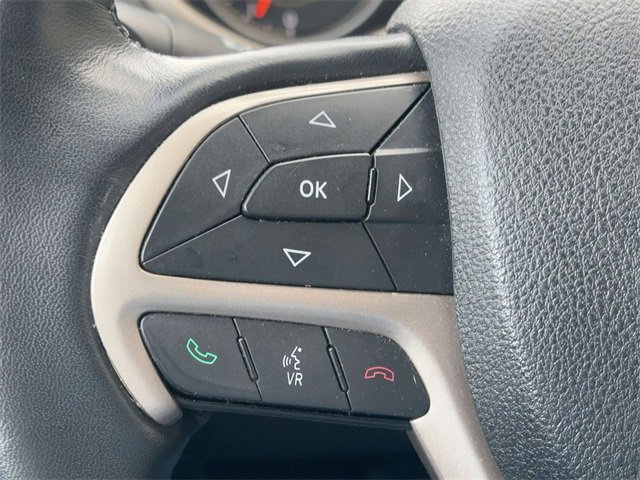 Used 2016 Jeep Cherokee Latitude w/ Cold Weather Group image 20