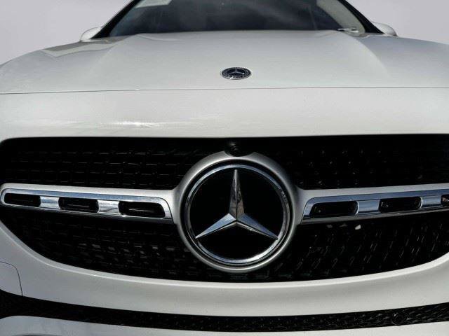 Used 2023 Mercedes-Benz GLA 250 w/ Premium Package image 12