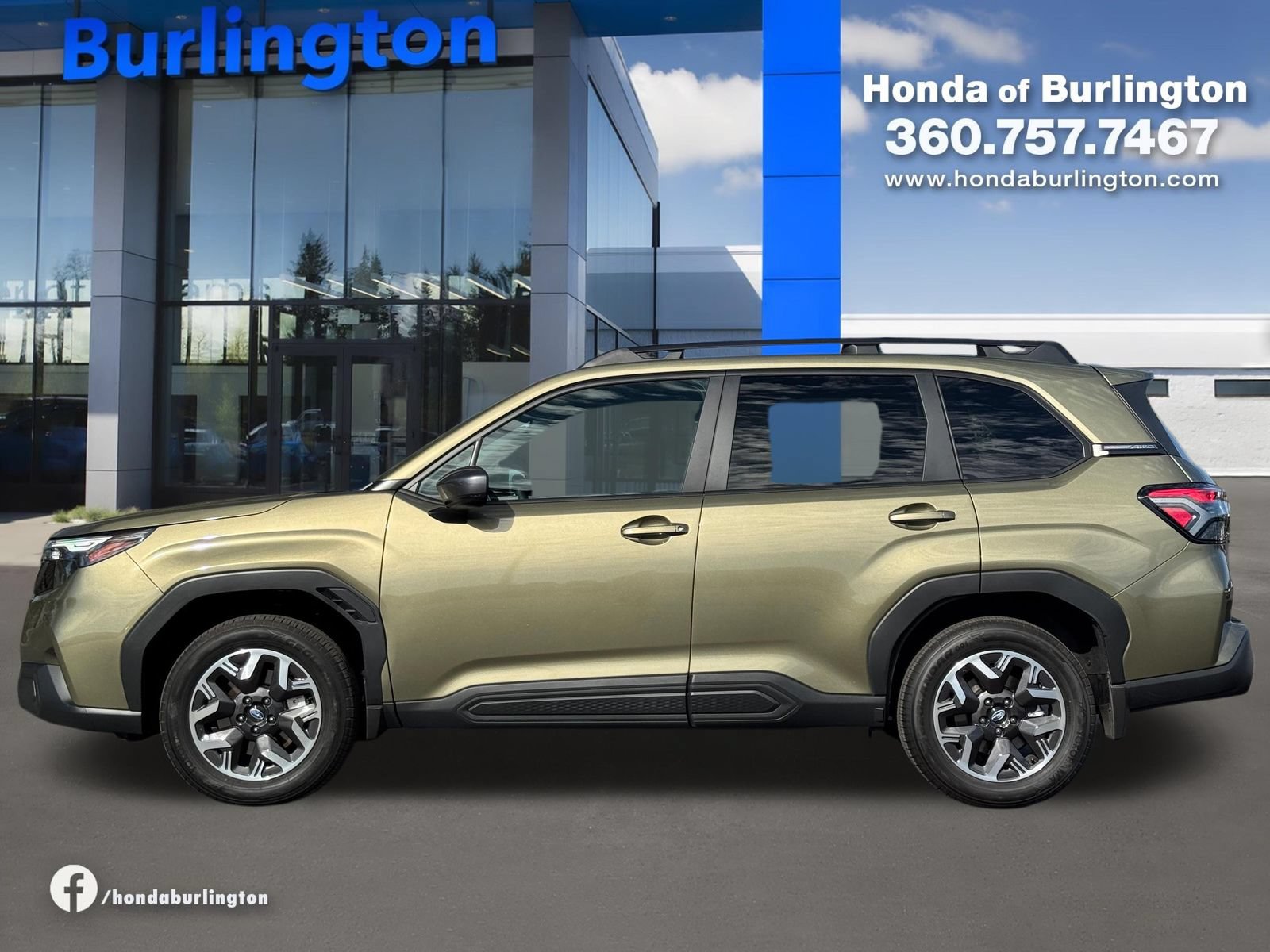 Used 2026 Subaru Forester Premium AWD/4WD image 3
