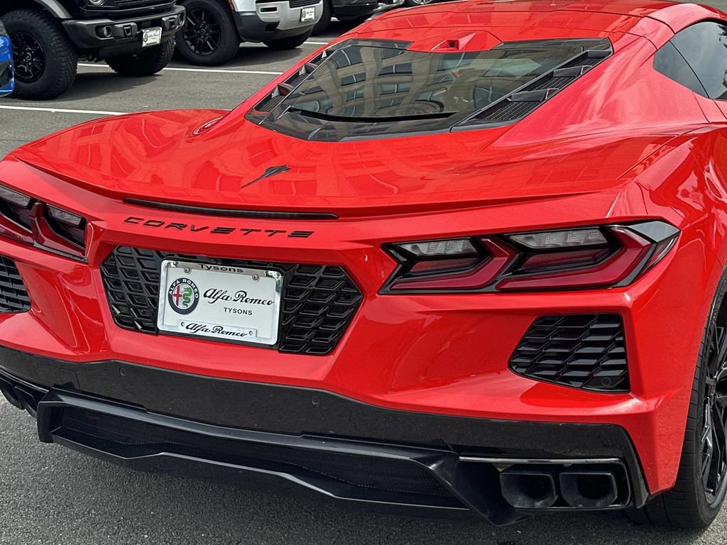 Used 2024 Chevrolet Corvette Stingray Preferred Cpe w/ Stealth Interior Trim Package RWD image 11