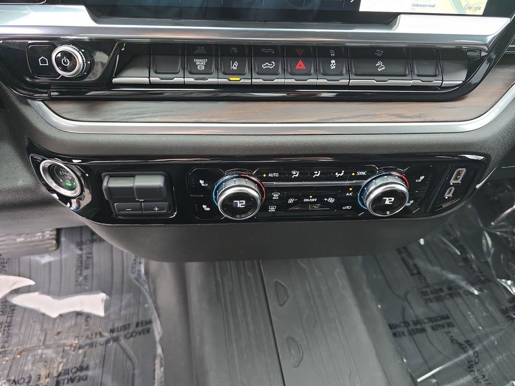 Certified 2025 GMC Sierra 3500 SLT w/ X31 Off-Road Package image 17