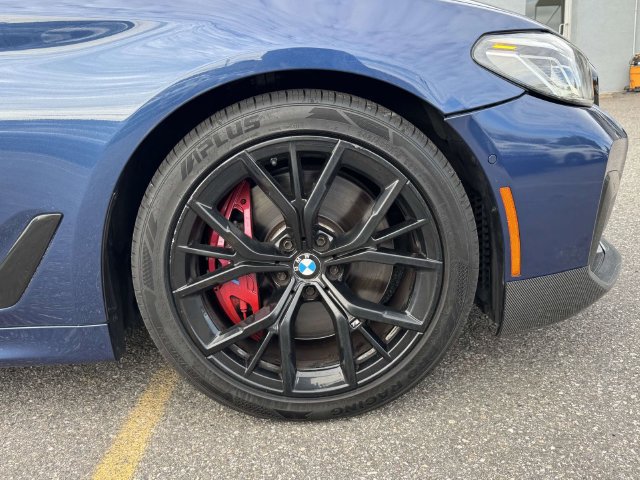 Used 2021 BMW M550i xDrive AWD/4WD image 9