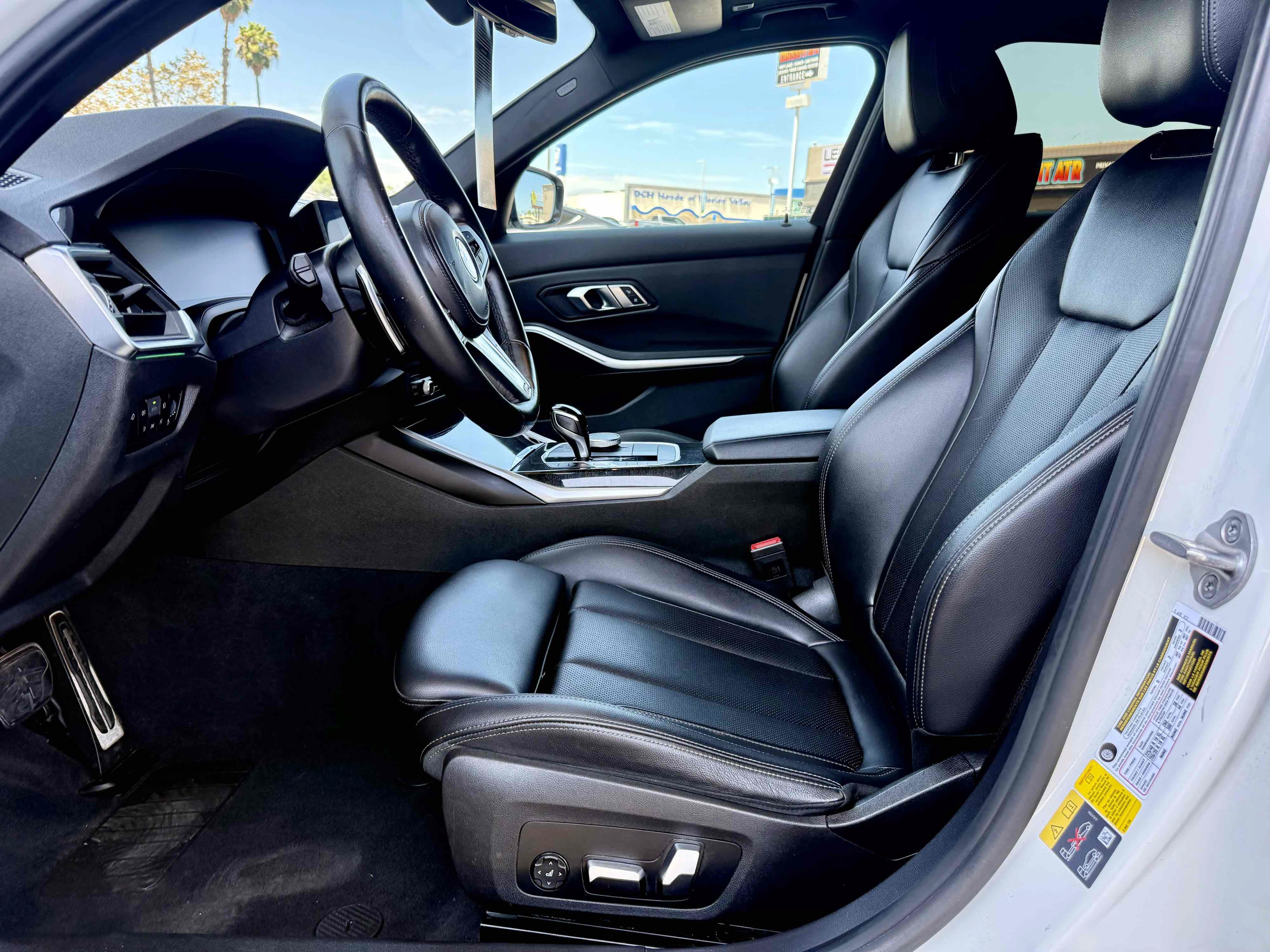 Used 2022 BMW 330e w/ M Sport Package RWD image 19