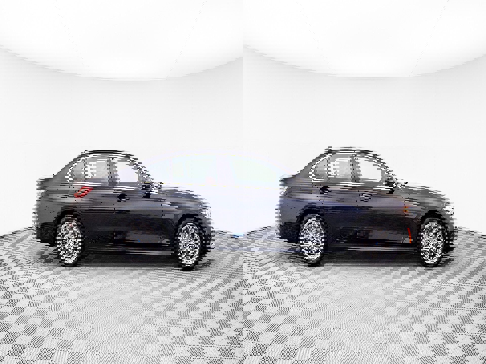 New 2025 BMW 330i xDrive Sedan w/ Convenience Package AWD/4WD image 7