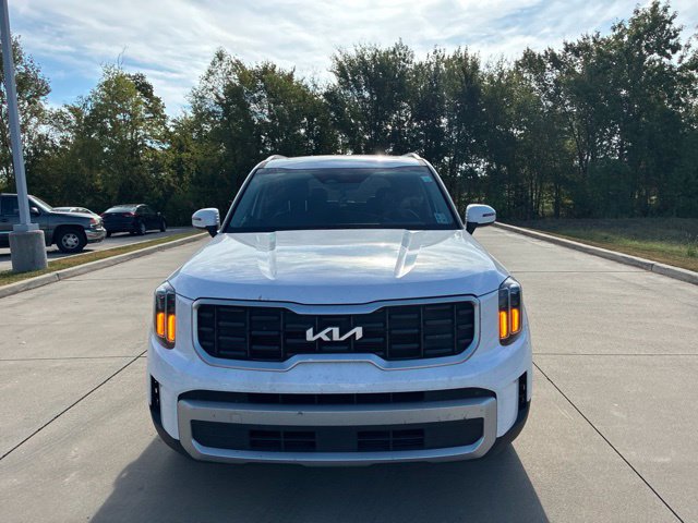 Used 2024 Kia Telluride S w/ S Sunroof Package