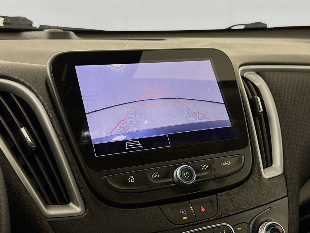 Used 2023 Chevrolet Malibu LT image 13