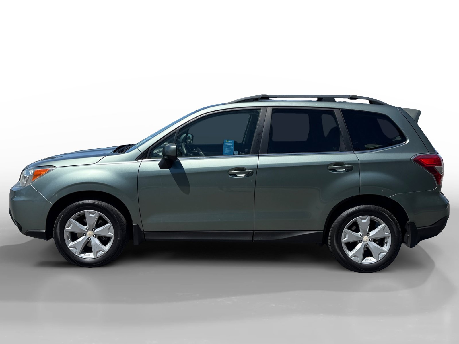Used 2015 Subaru Forester 2.5i Limited AWD/4WD image 2