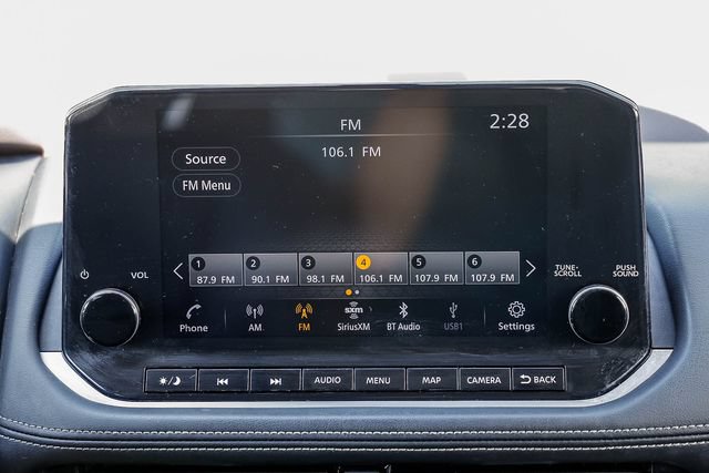 Used 2022 Nissan Rogue Platinum w/ Head-Up Display Package FWD image 14