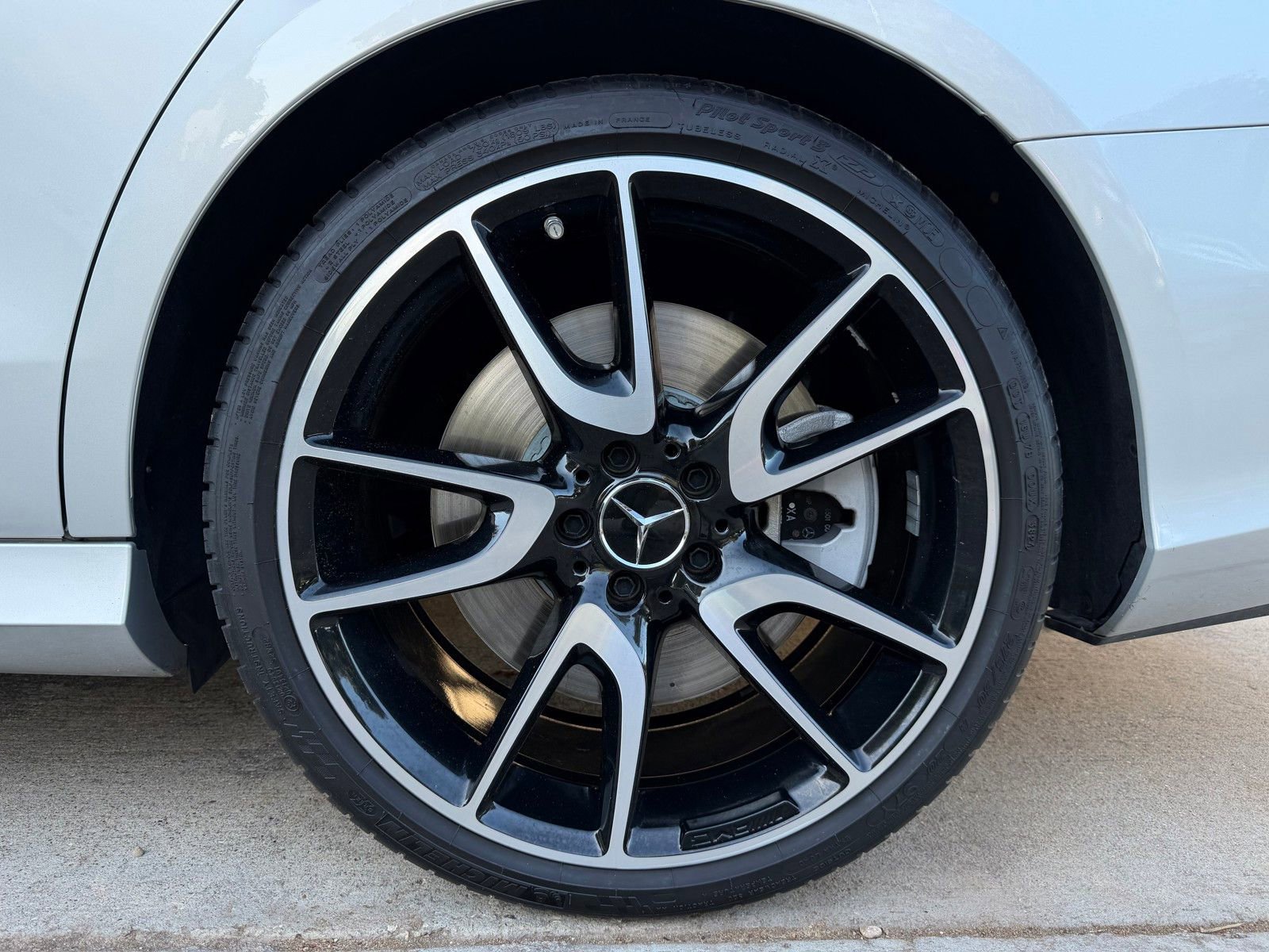 Used 2019 Mercedes-Benz E 53 AMG 4MATIC Sedan image 24