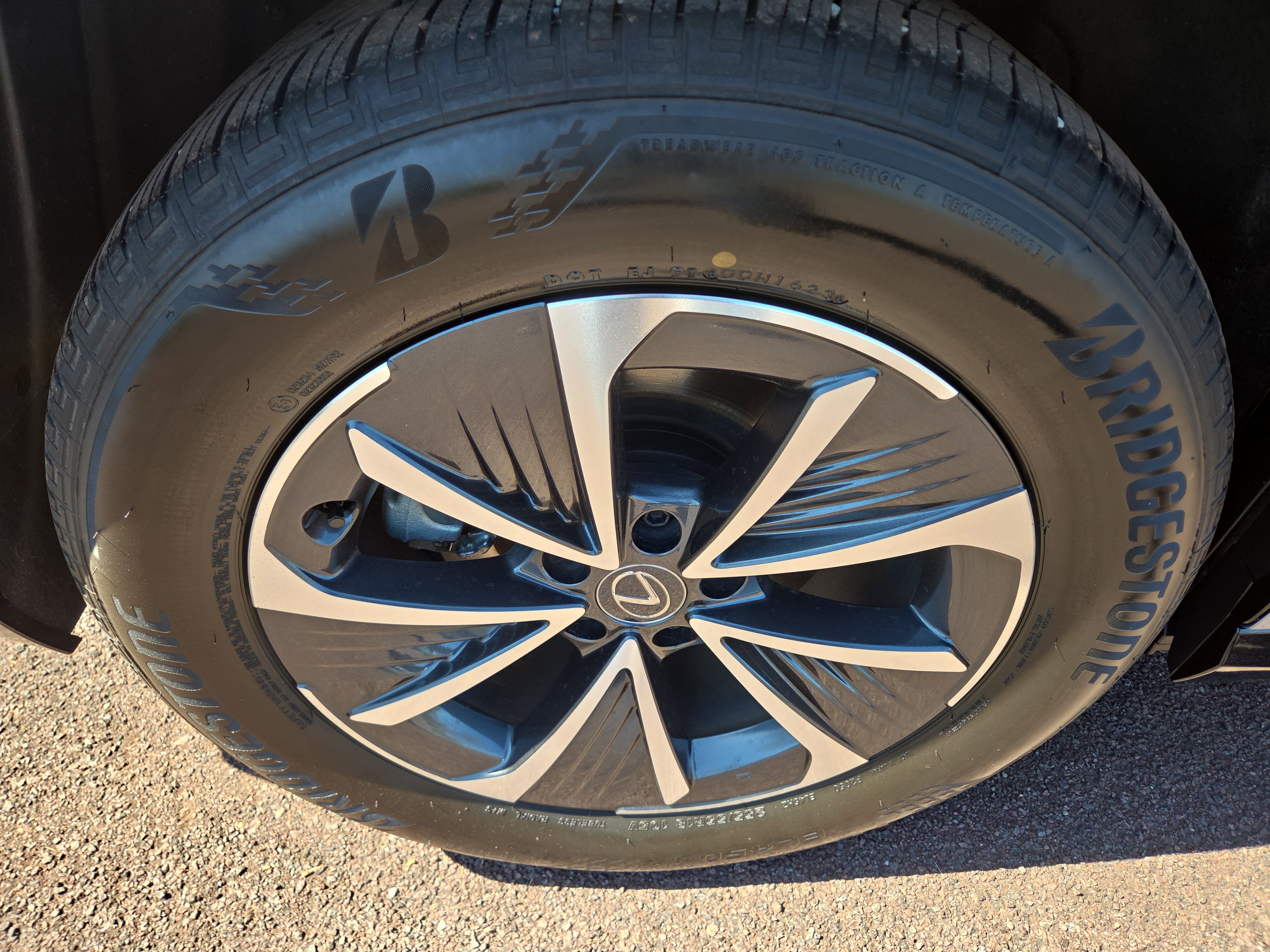 Certified 2023 Lexus RZ 450e Premium w/ Technology Package image 10