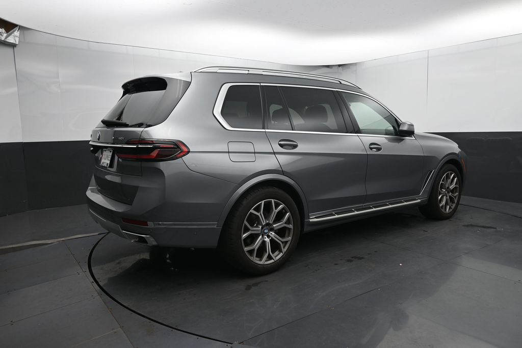Used 2026 BMW X7 xDrive40i AWD/4WD image 11