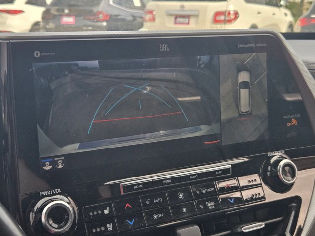 Used 2021 Toyota Highlander Platinum image 16