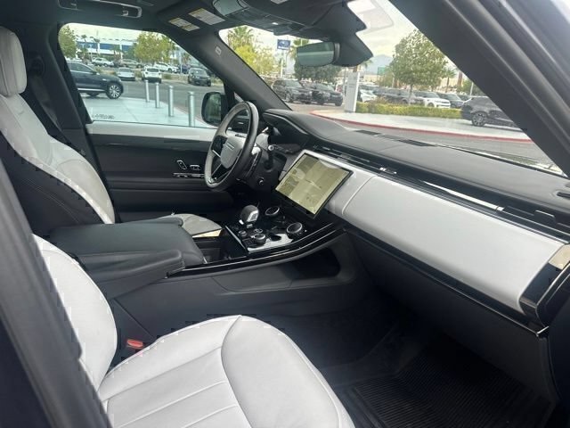 Used 2023 Land Rover Range Rover Sport SE Dynamic AWD/4WD image 12