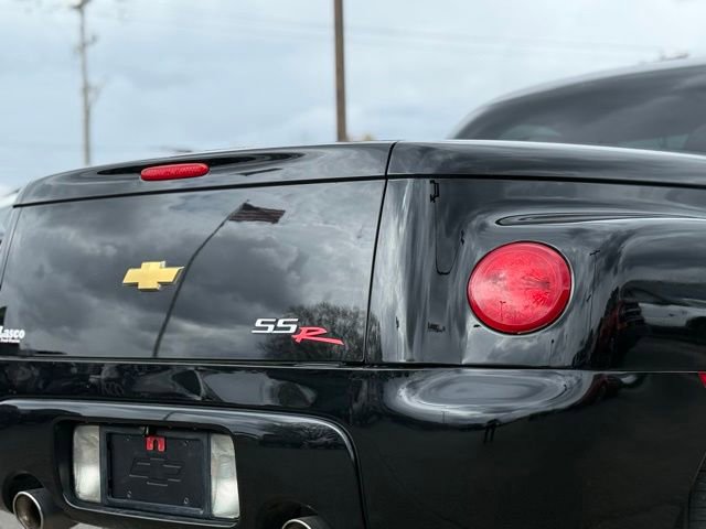 Used 2003 Chevrolet SSR w/ Preferred Equipment Group RWD image 42