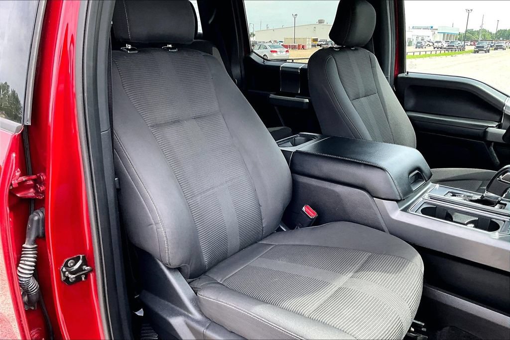 Used 2016 Ford F150 XLT w/ Equipment Group 302A Luxury AWD/4WD image 7