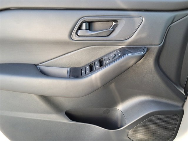 Certified 2025 Nissan Rogue S image 20