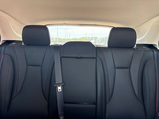 Used 2022 Buick Envision Essence w/ Sport Touring Package AWD/4WD image 15