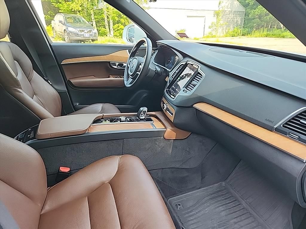 Certified 2024 Volvo XC90 T8 Core w/ Protection Package Premier AWD/4WD image 29