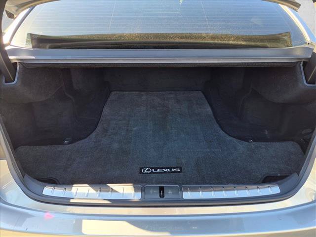 Used 2018 Lexus LS 500 w/ Luxury Package RWD image 6