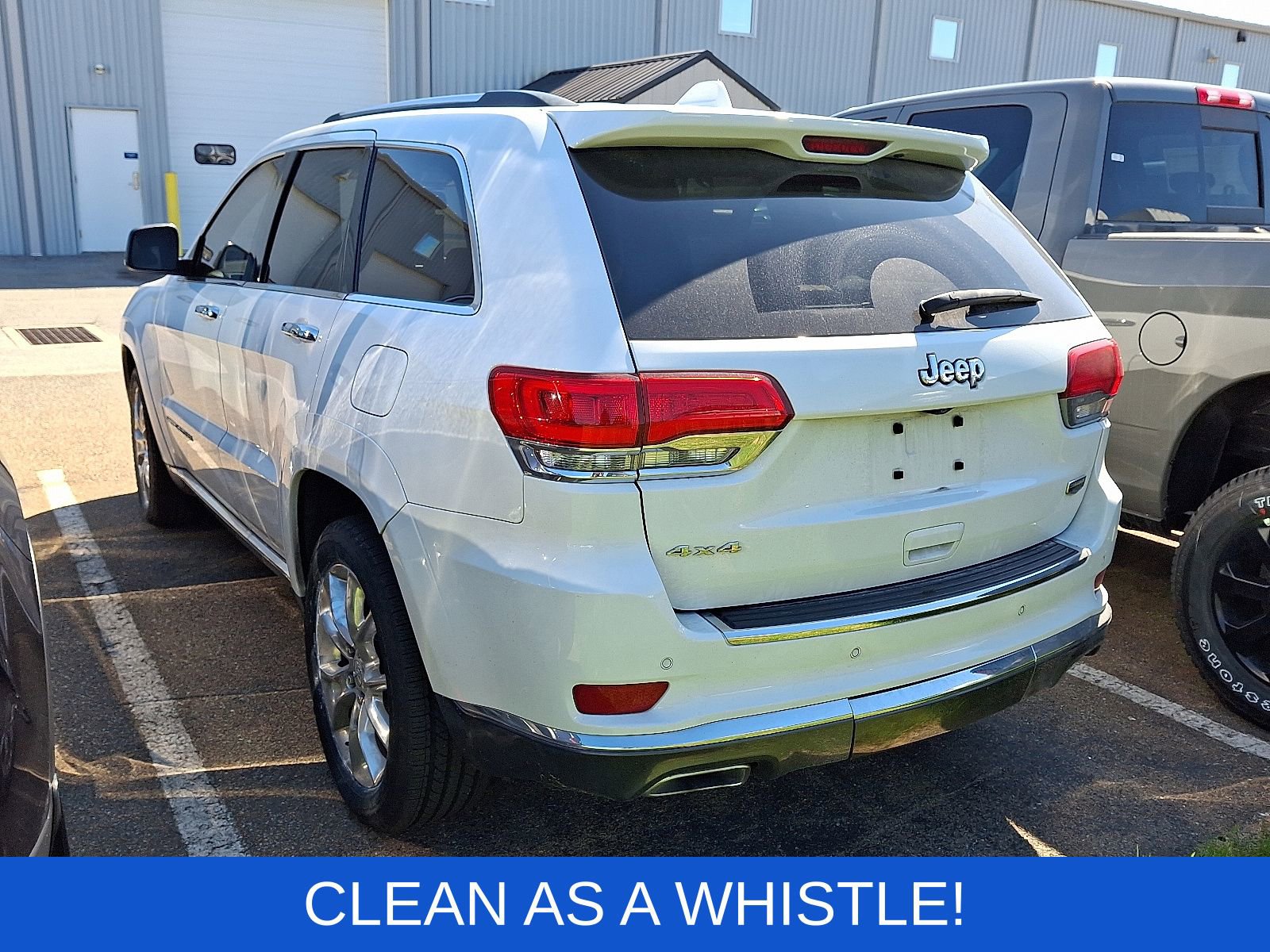 Used 2015 Jeep Grand Cherokee Summit AWD/4WD image 3