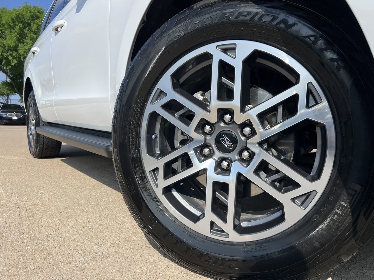 Used 2025 Ford Expedition Active image 7