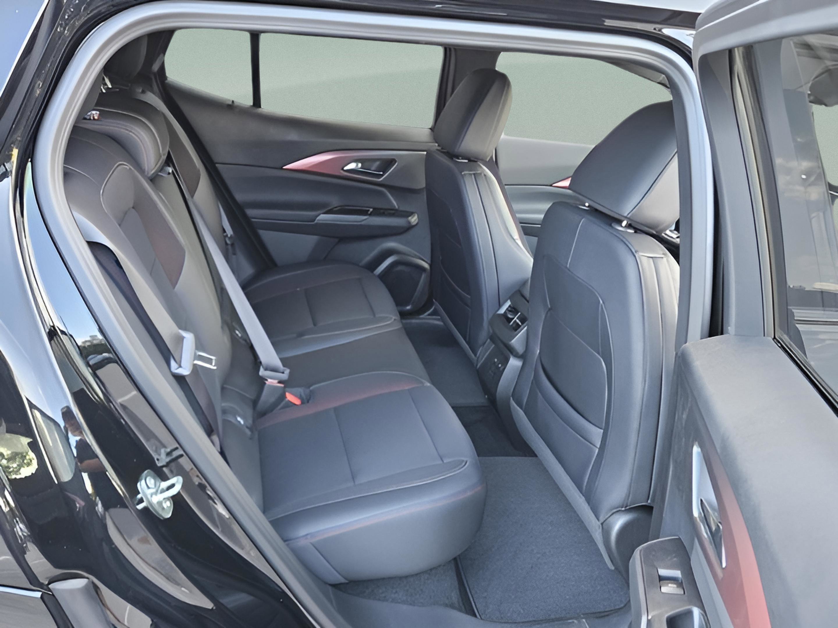 New 2025 Chevrolet Equinox EV RS w/ Convenience Package II image 20