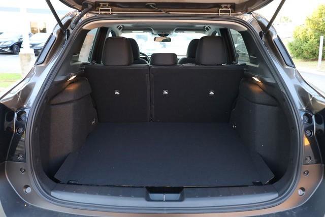 New 2026 Nissan Kicks SV w/ SV Premium Package image 7