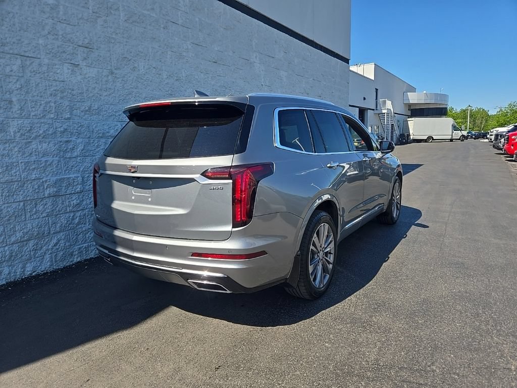 Used 2024 Cadillac XT6 Premium Luxury AWD/4WD image 18