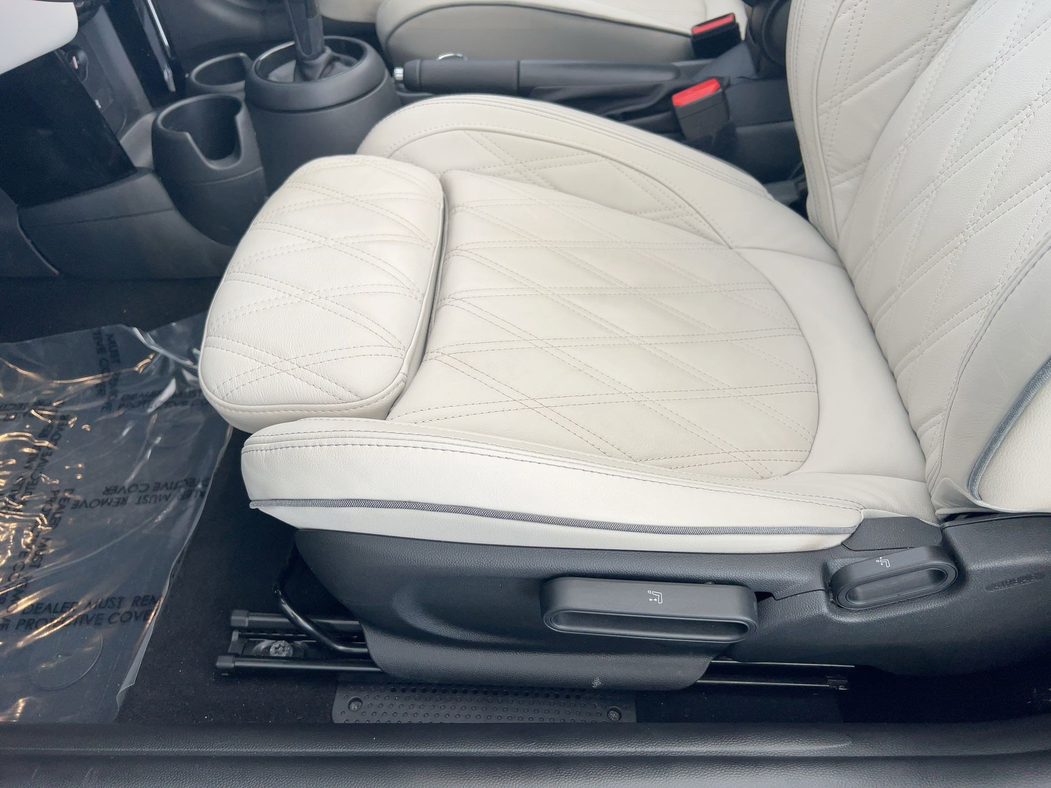 Certified 2023 MINI Cooper S w/ Signature Upholstery Package image 14