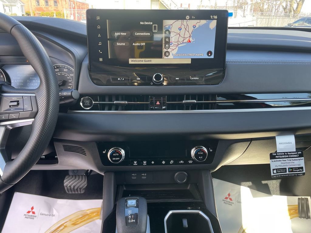 New 2026 Mitsubishi Outlander ES image 17