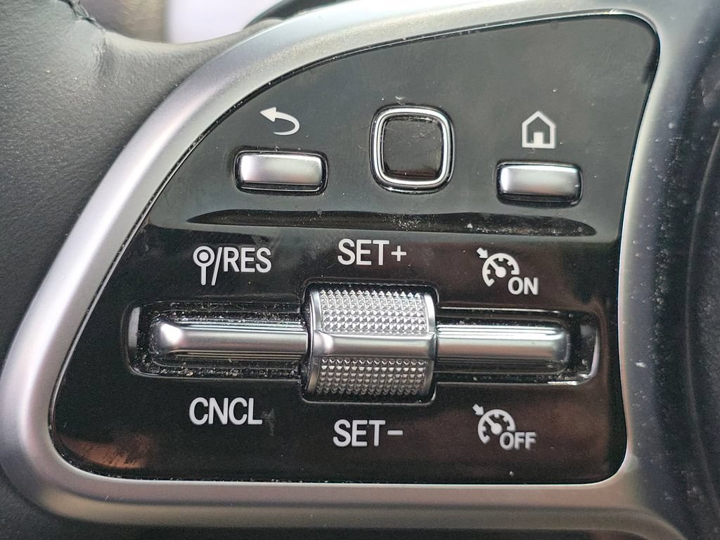 Certified 2023 Mercedes-Benz GLB 250 4MATIC image 36