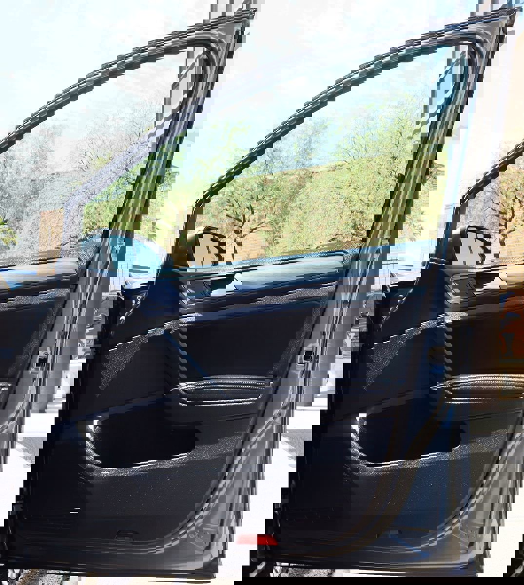 Used 2018 Volkswagen Golf SE image 33