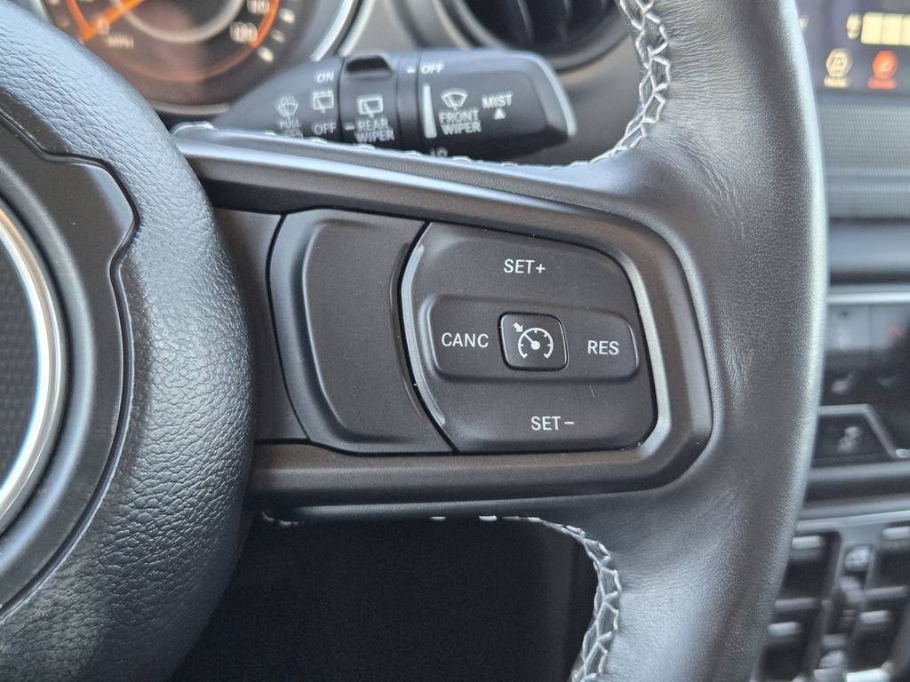 Used 2023 Jeep Wrangler Unlimited Sport image 27