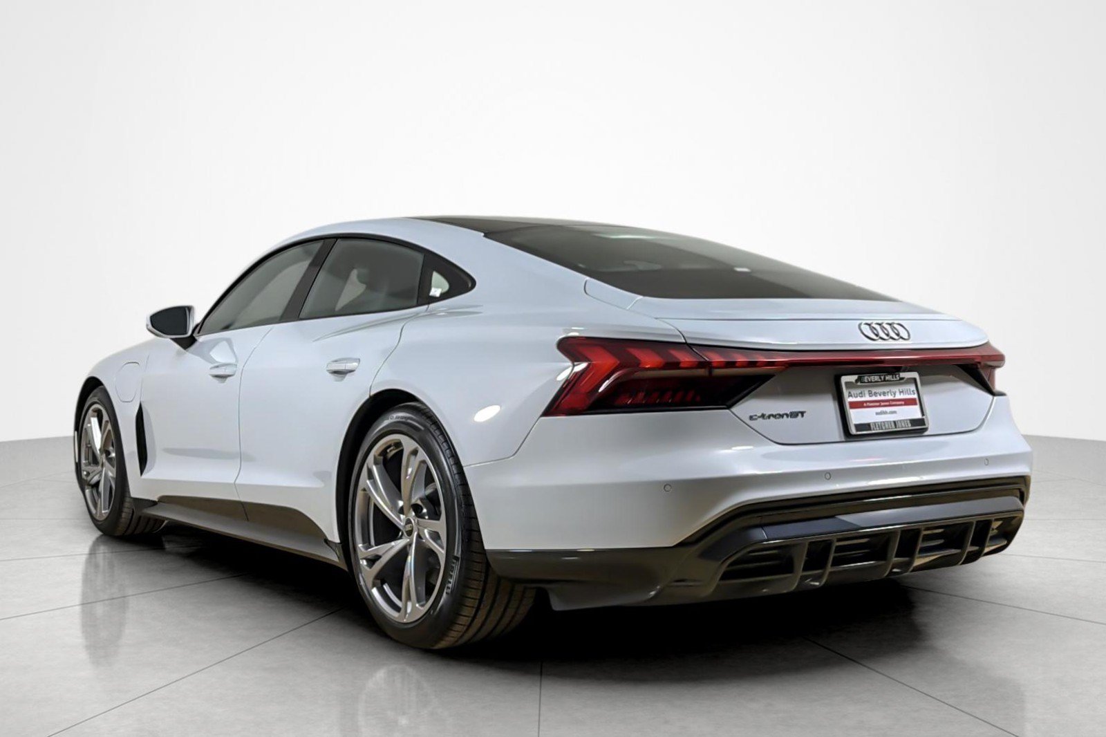 Used 2023 Audi e-tron GT Premium Plus w/ Executive Package AWD/4WD image 3