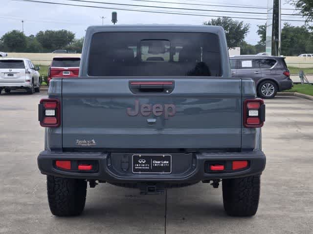Used 2025 Jeep Gladiator Rubicon w/ Convenience Group AWD/4WD image 5