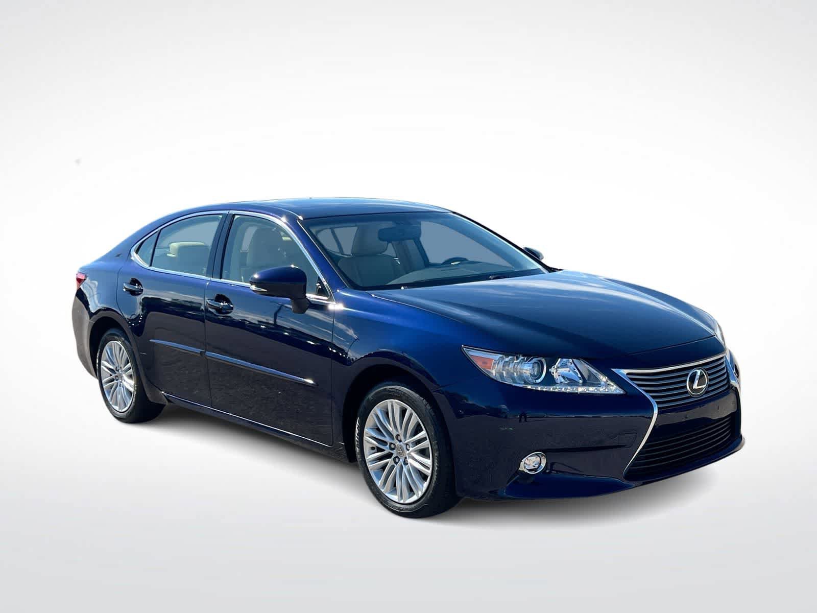 Used 2015 Lexus ES 350 w/ Luxury Package FWD video 2