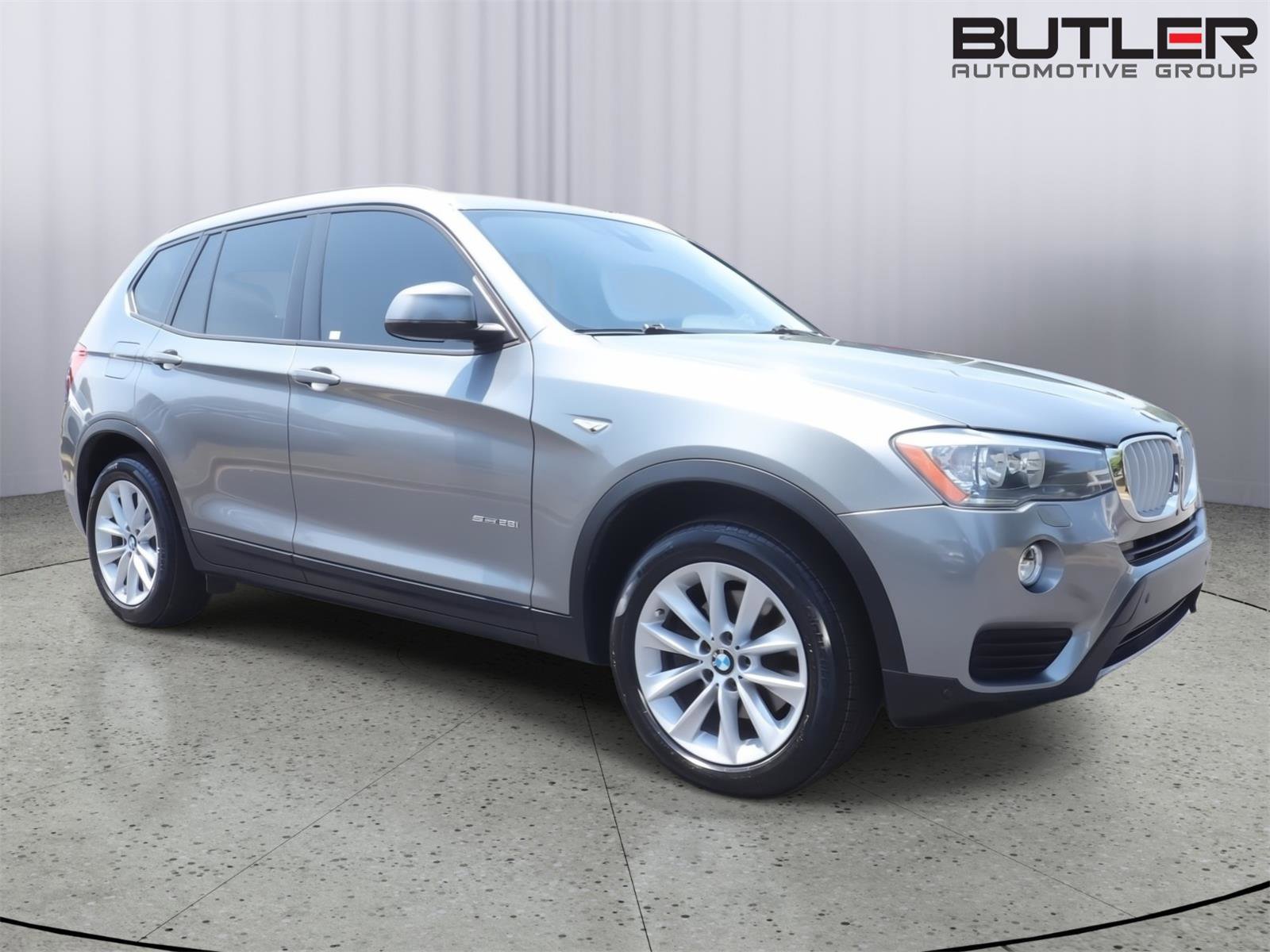 Used 2017 BMW X3 sDrive28i image 9