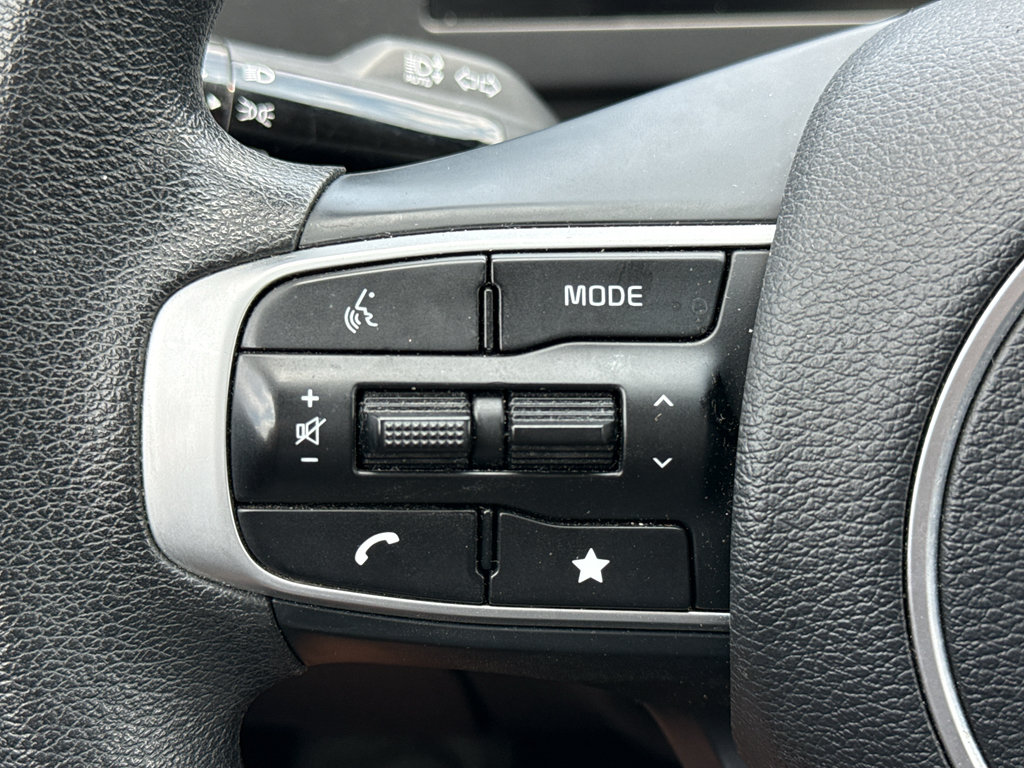 Used 2024 Kia Sportage LX AWD/4WD image 17