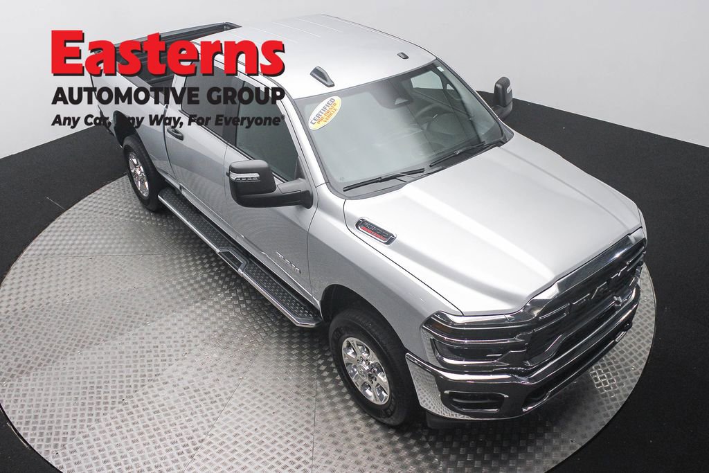 Used 2026 RAM 2500 Big Horn AWD/4WD image 3