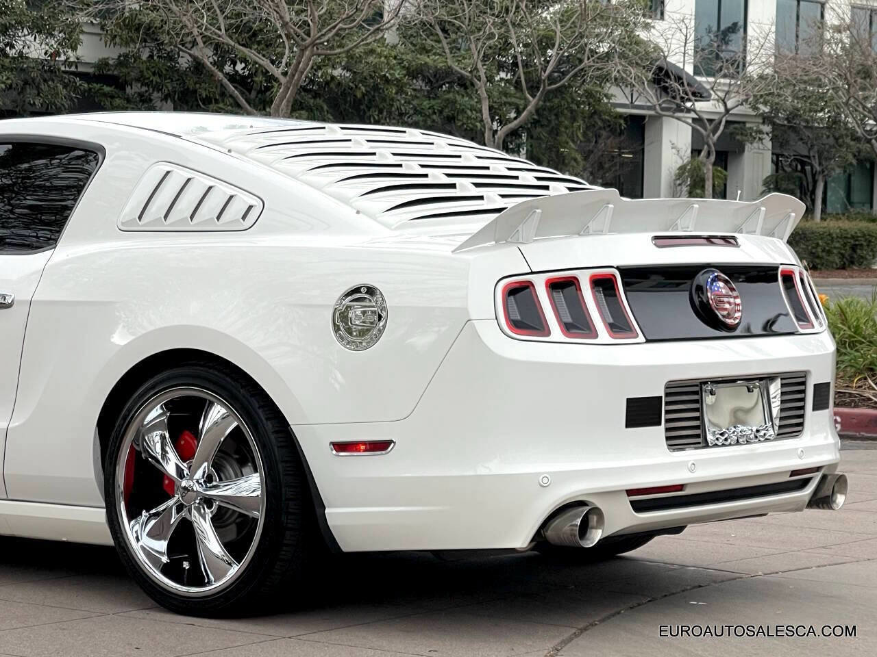 Used 2013 Ford Mustang GT Premium w/ Security Pkg image 13