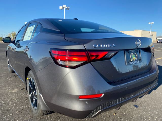 New 2025 Nissan Sentra SV image 4