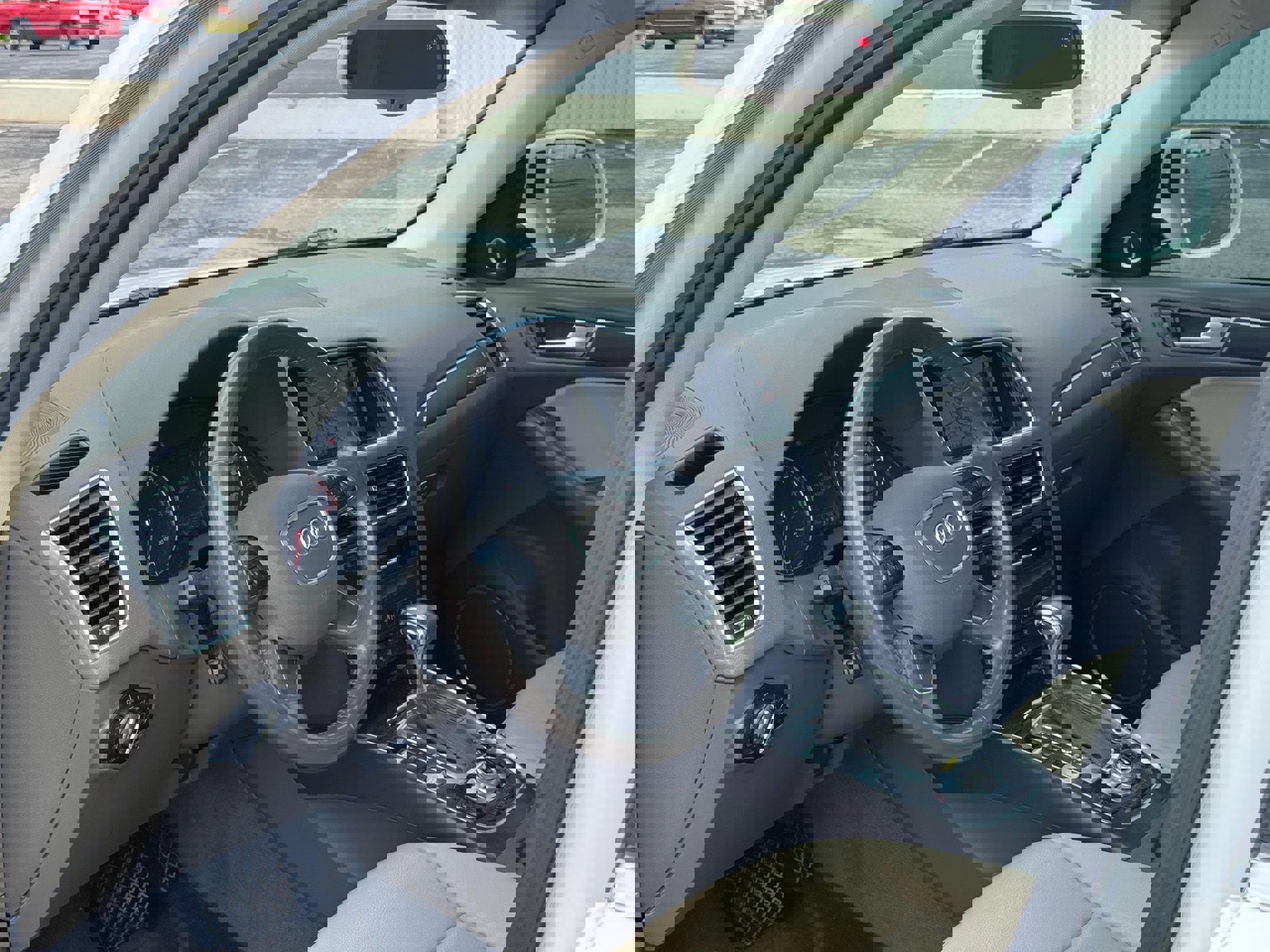 Used 2017 Audi Q5 2.0T Premium Plus w/ Technology Package image 9