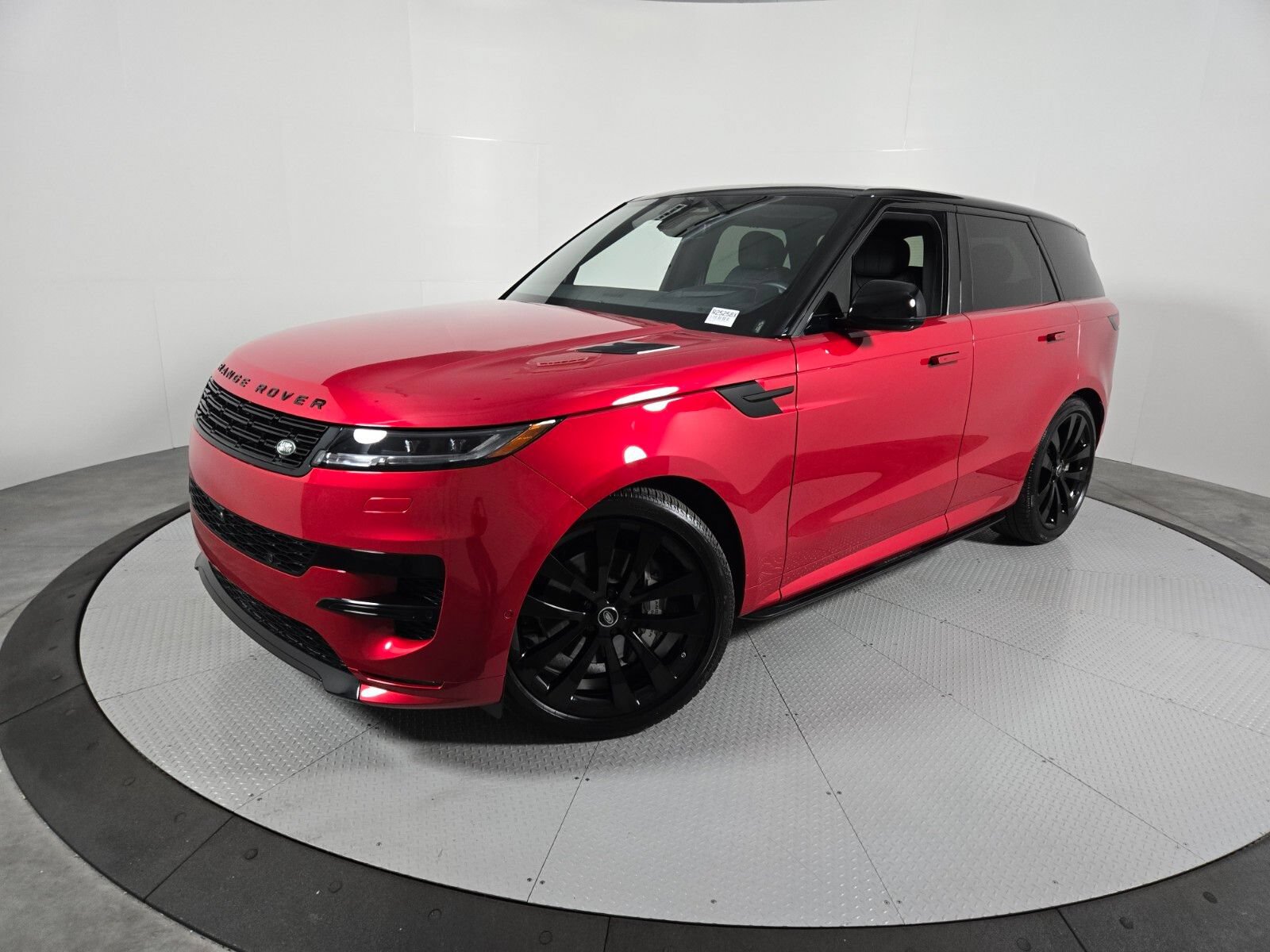 Used 2025 Land Rover Range Rover Sport Dynamic SE AWD/4WD video 1